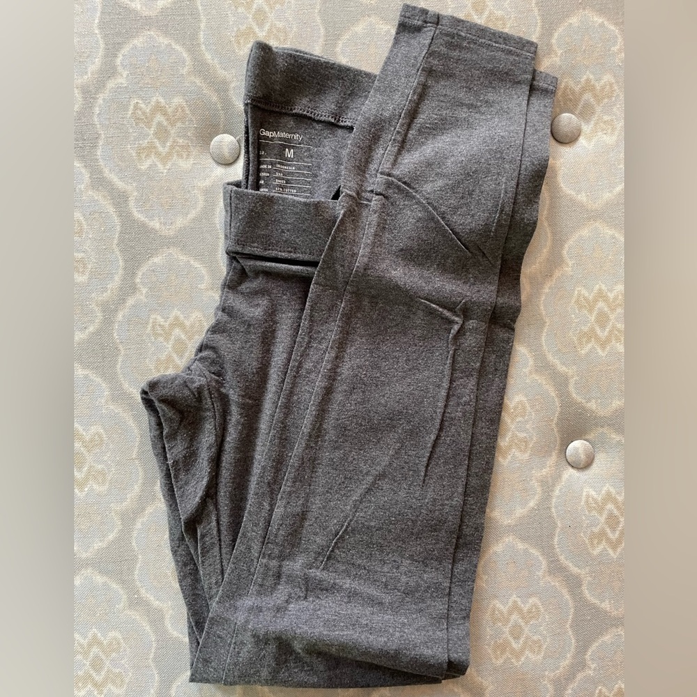 Gray GAP Maternity leggings-Medium